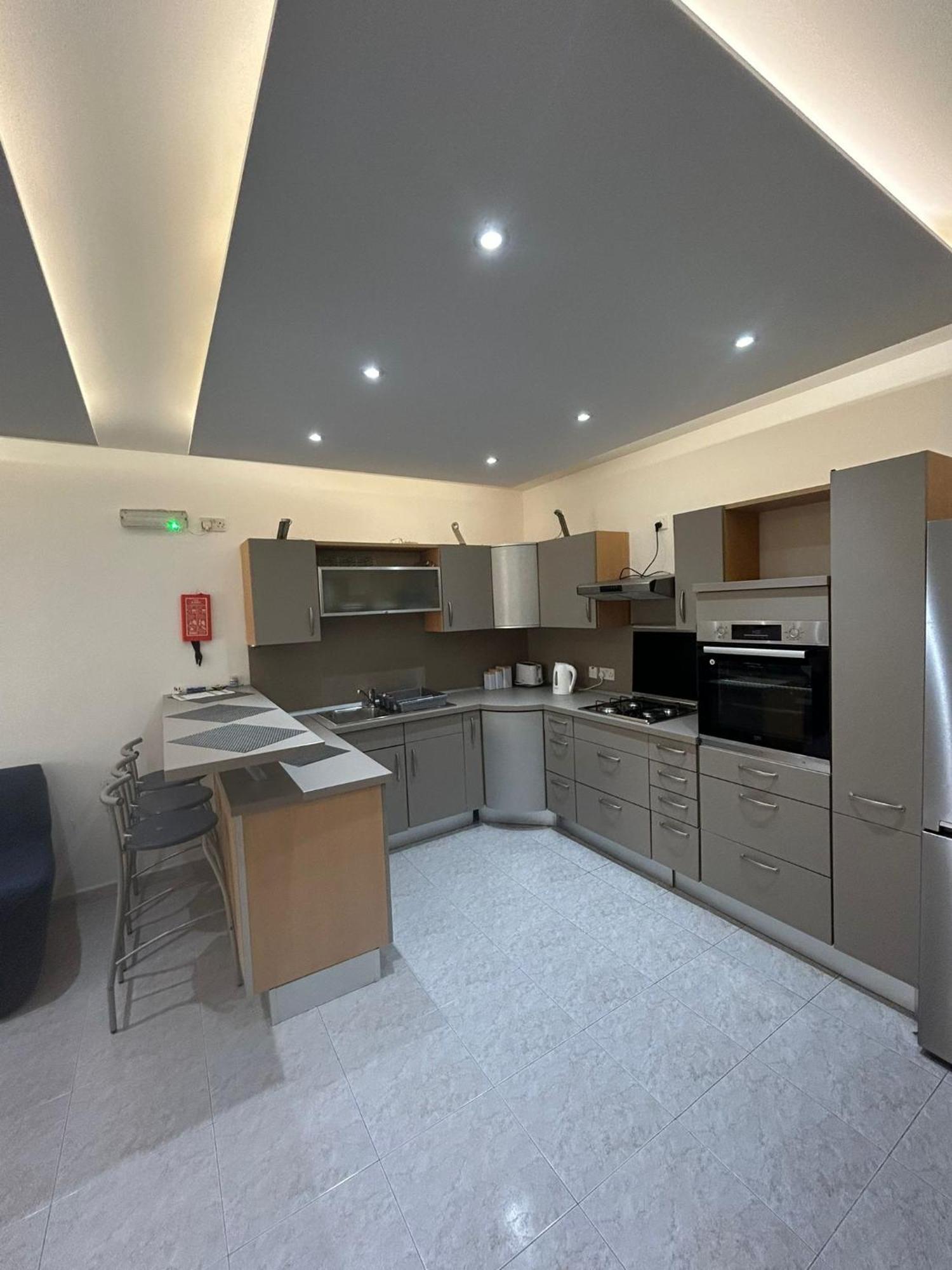 No 6 Poseidon Apartment Saint Julian's Exterior photo